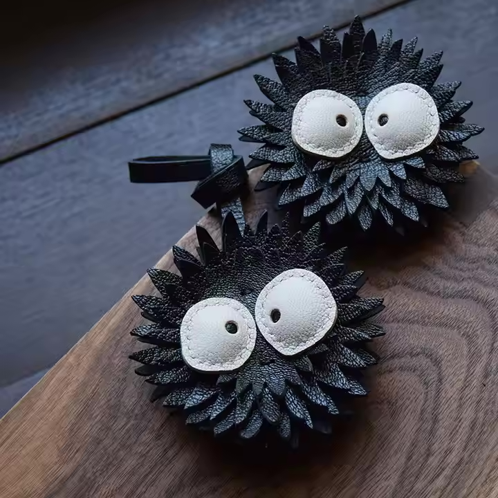 SUSUWATARI - BRELOQUE